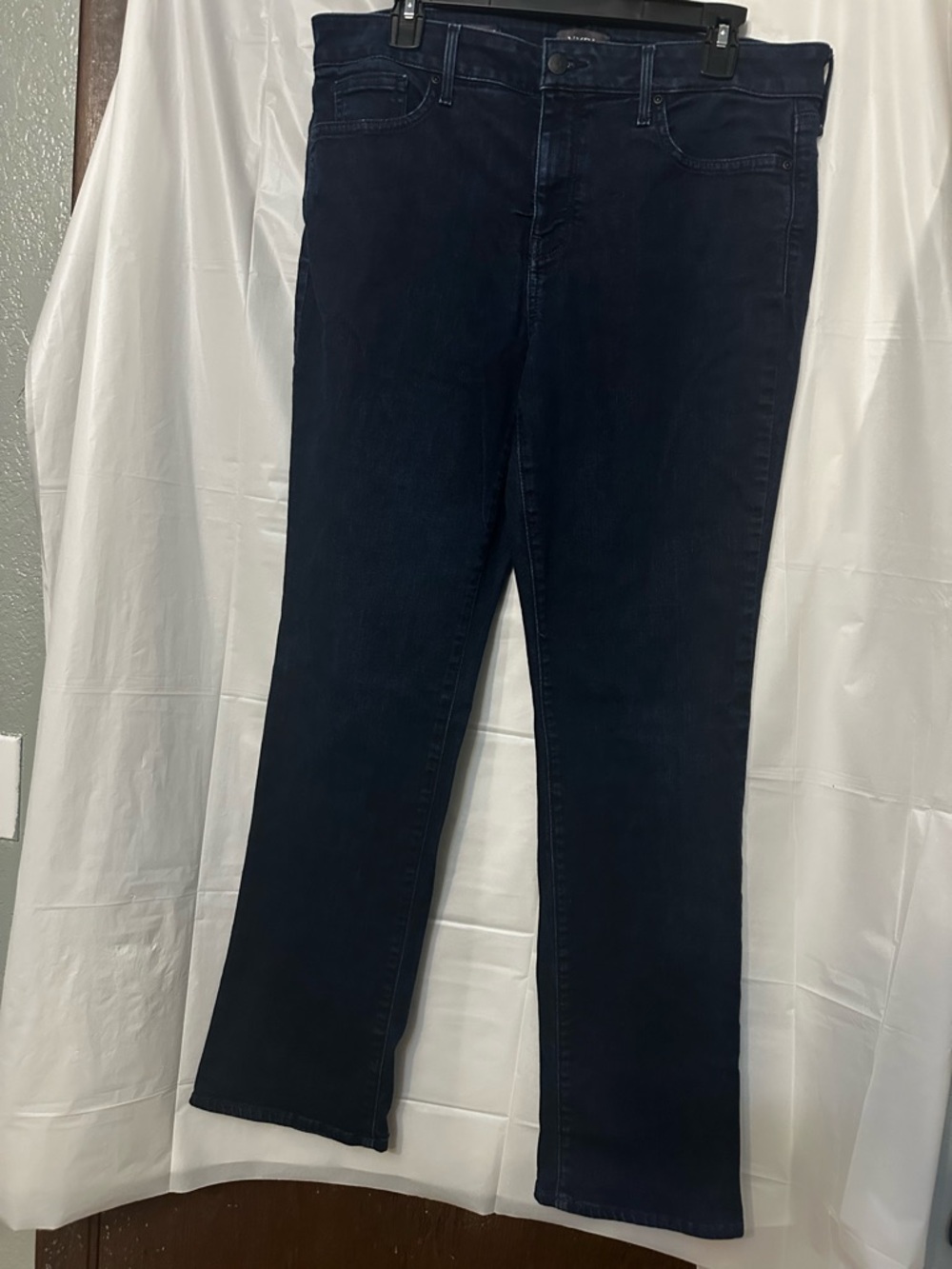 NYDJ Marilyn Straight lift tuck technology women’s jeans size 14